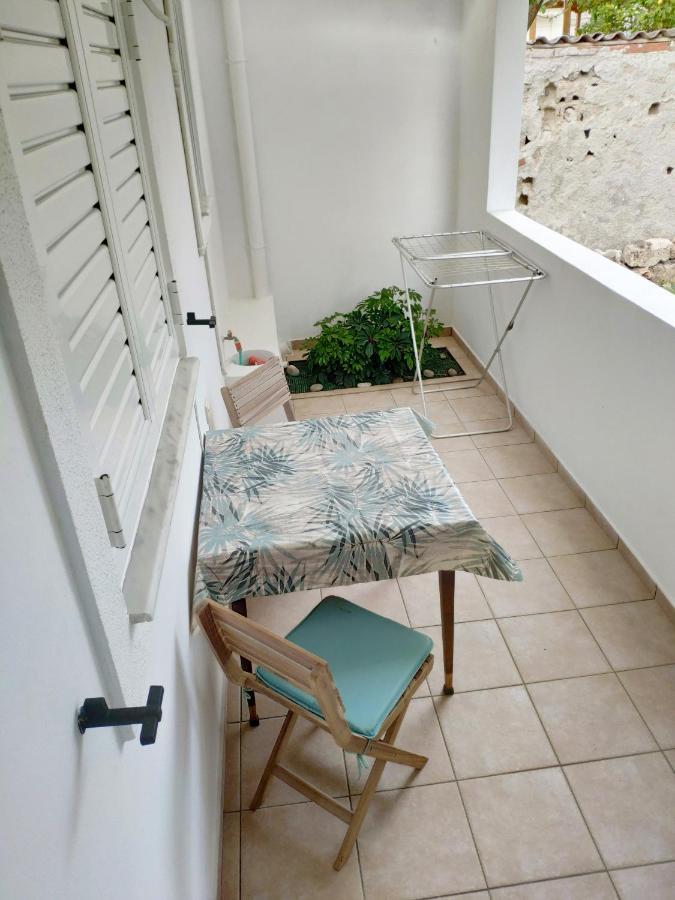 Alykes House Near The Sea Vila Loútsa Exterior foto